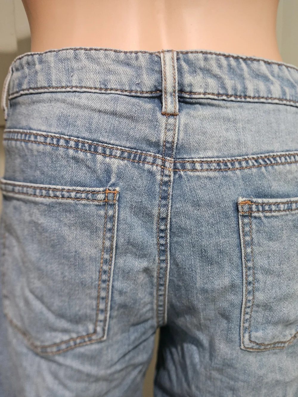 OAT New York Cloud Luxe Denim Bermuda Shorts – Size 4/27